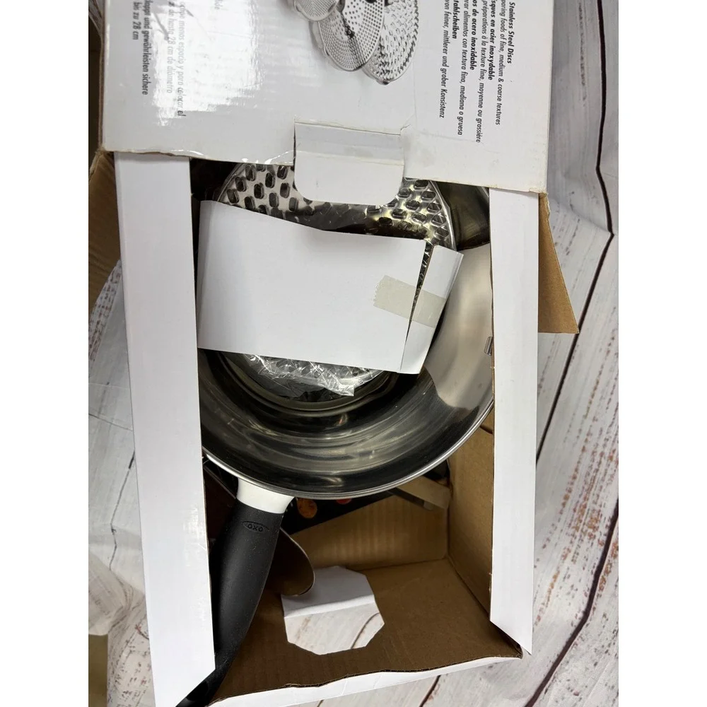 OXO Good Grips Food Mill Stainless Steel 3 Grinding Discs 1071478 White Black